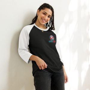 3/4 sleeve raglan shirt